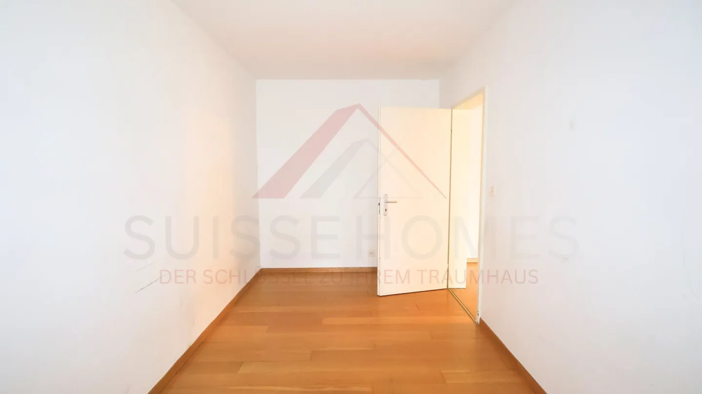 Well-maintained 4.5-room ground floor apartment with garden seating area in Ittigen - Photo 12 of 19