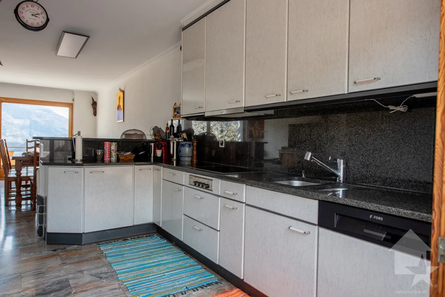 Spaziosa villa a schiera, bella vista, soleggiata e tranquilla - Foto 14 di 30