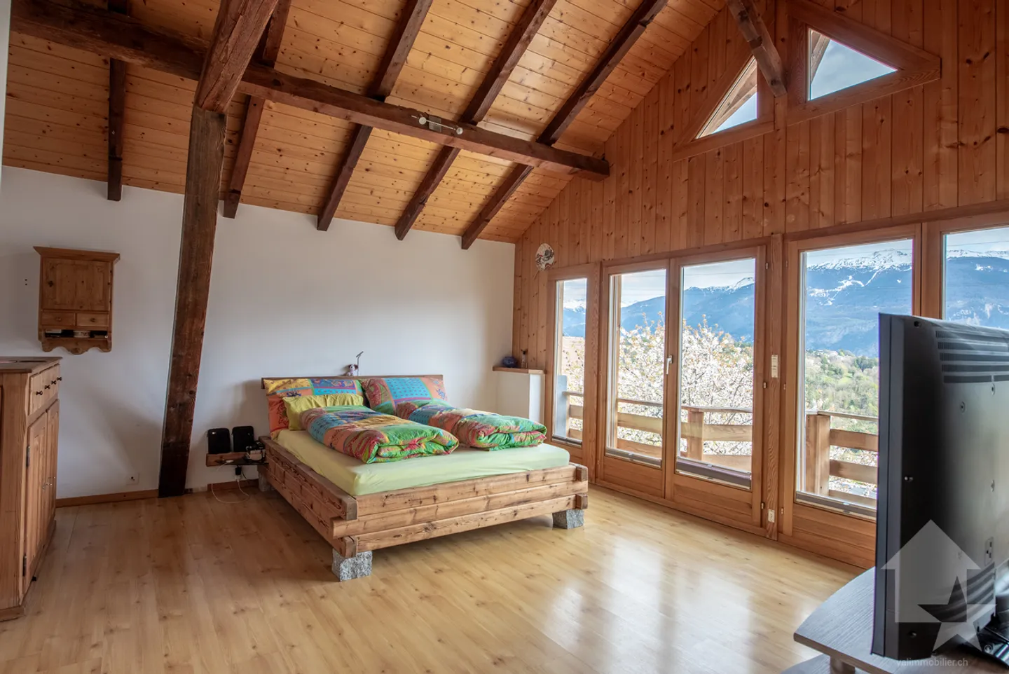 Spaziosa villa a schiera, bella vista, soleggiata e tranquilla - Foto 19 di 30