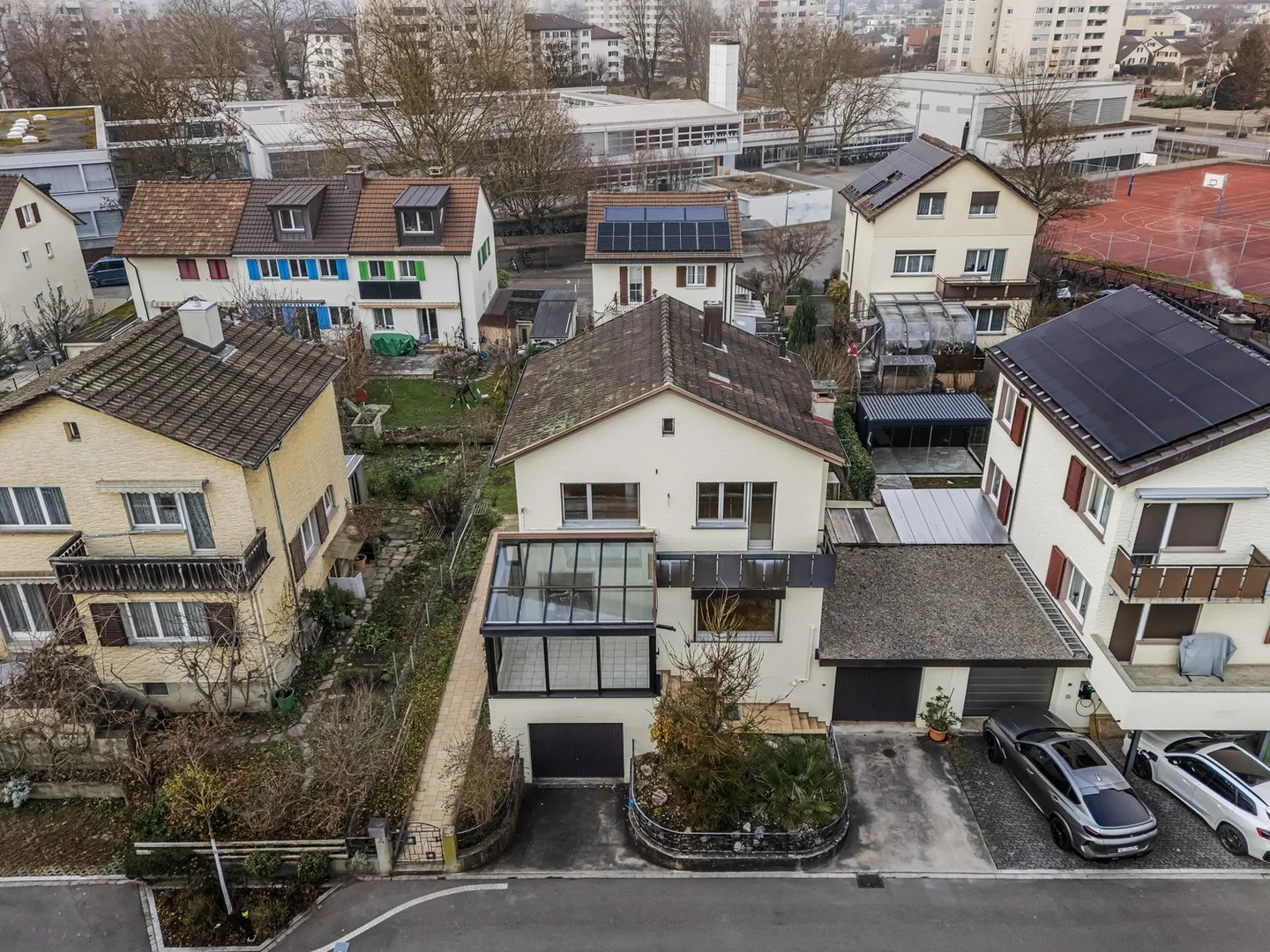 An zentraler Lage mit Potential - Foto 2 von 8