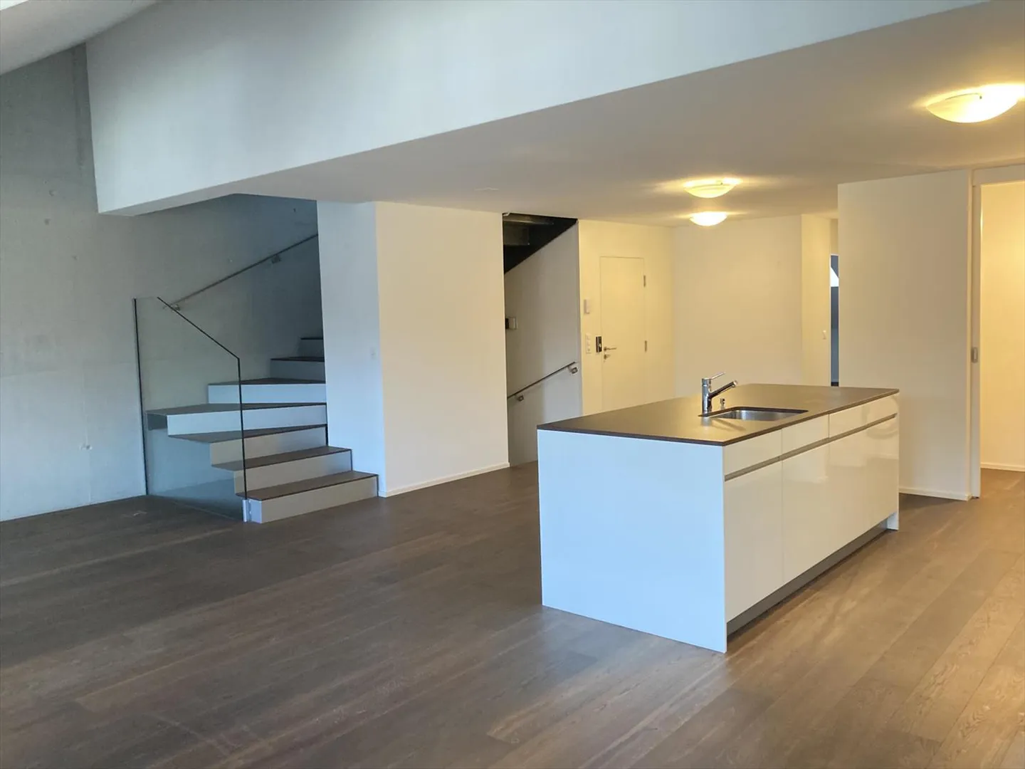 À louer : Magnifique appartement haut de gamme en duplex - Photo 3 sur 10