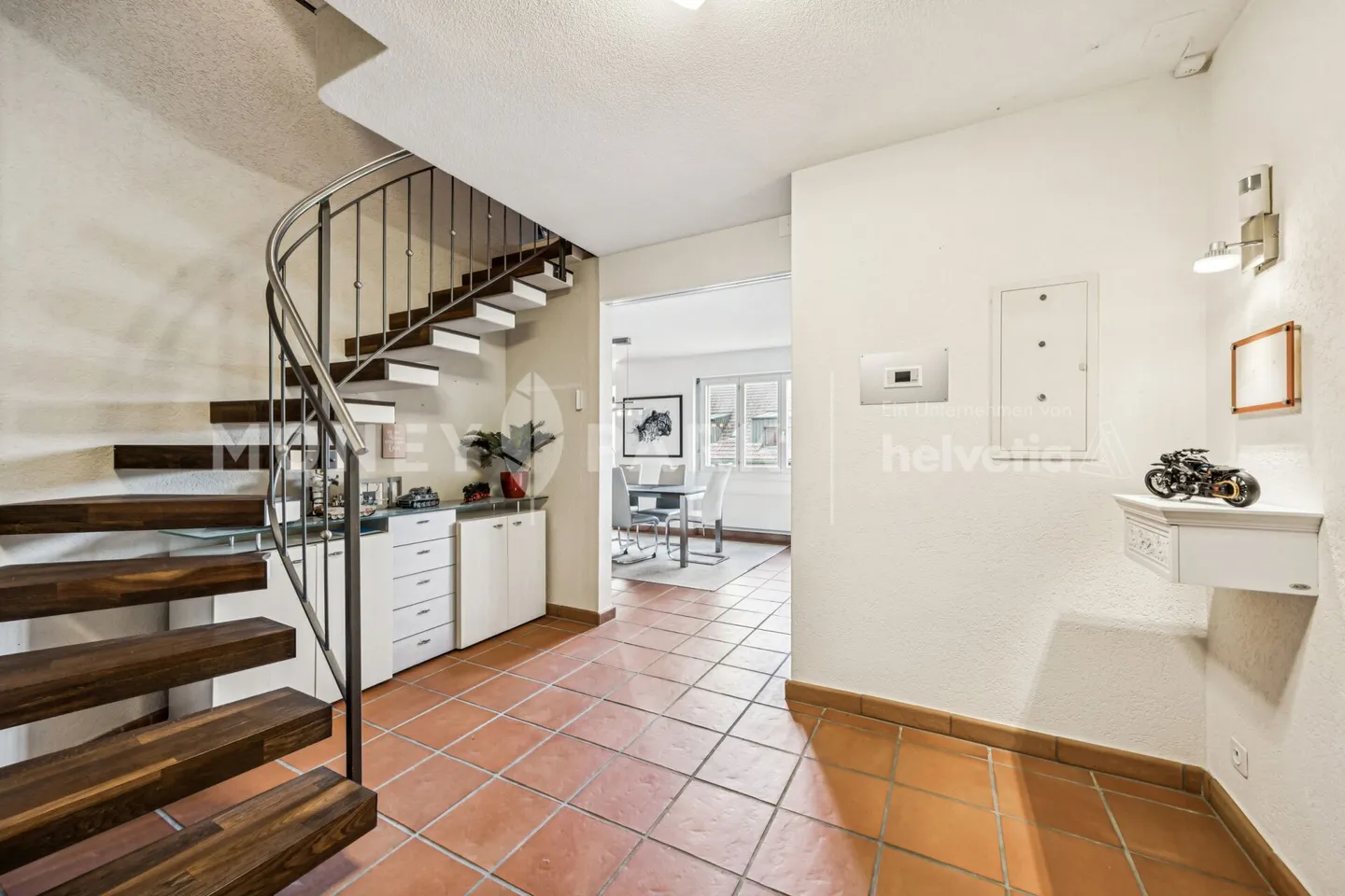 Exklusive Maisonette-Dachwohnung mit Galerie, Sauna und viel Raum zum Wohlfühlen - Photo 6 of 12