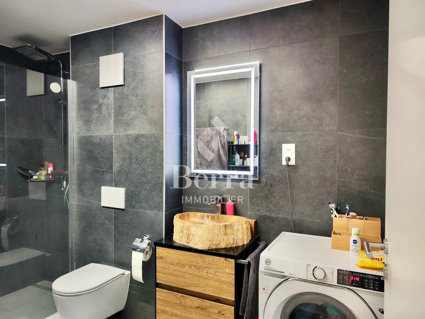 2,5-Zimmer-Wohnung im 4. Stock zu vermieten! - Foto 7 von 9