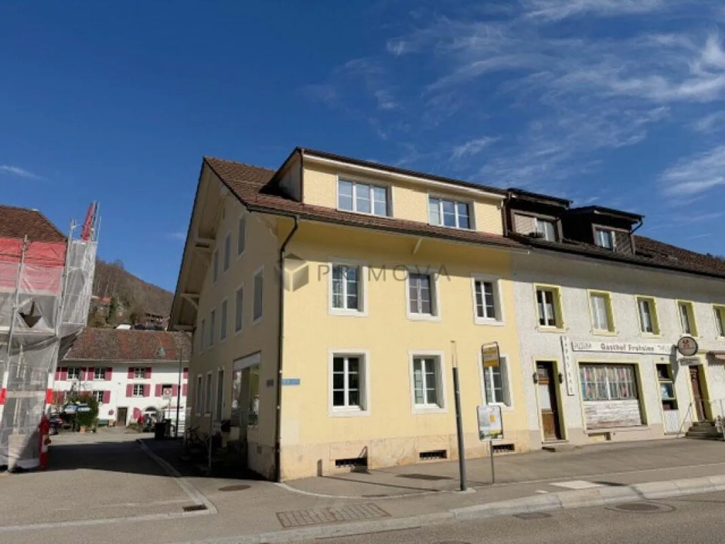 Mehrgenerationenhaus in Langenbruck - Foto 2 von 3