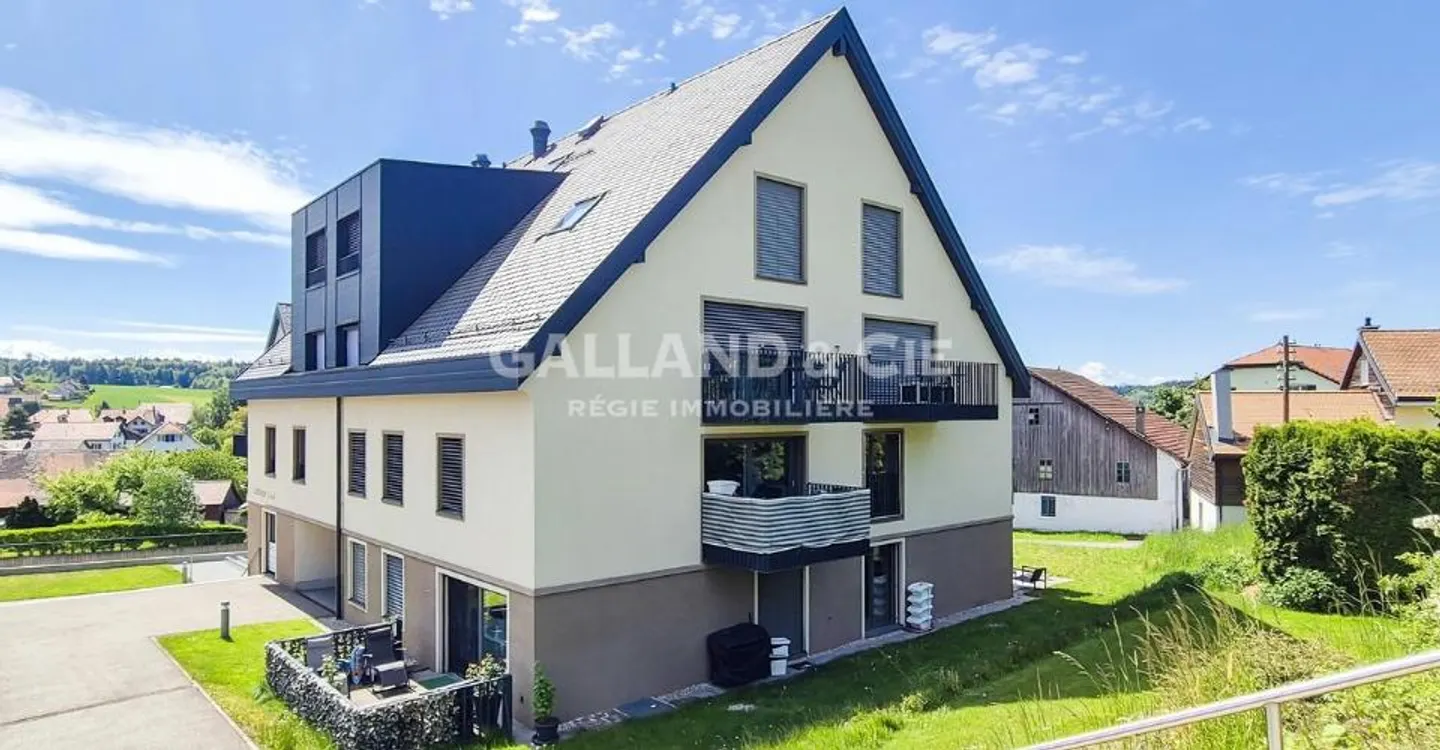 A 102 m² space with remarkable potential - Photo 1 of 2