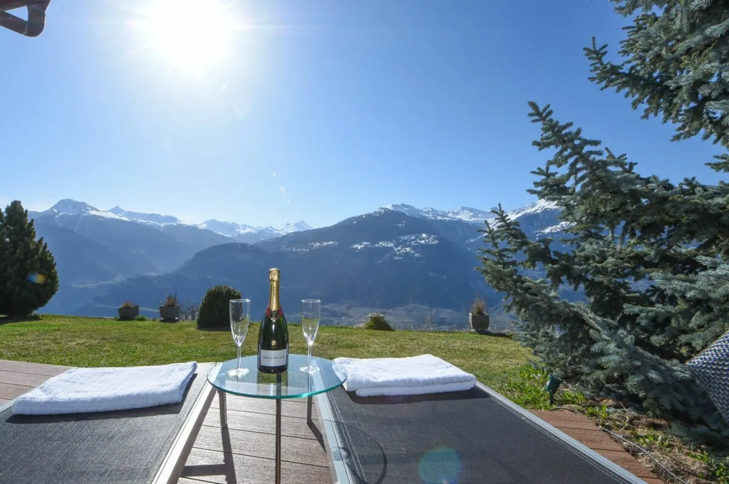 Casa con 2 appartamenti - Chermignon - Foto 3 di 6