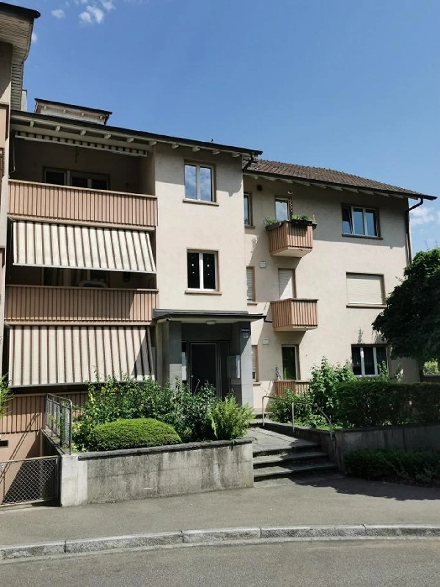 Appartamento 5.0 stanze a Bottmingen - Foto 2 di 7