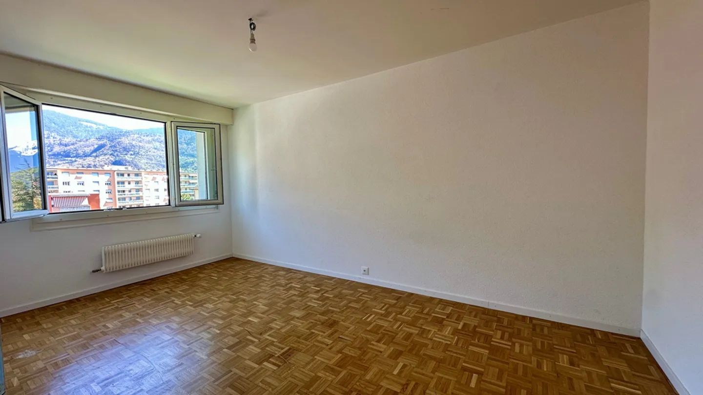 Ampio appartamento 3.5 locali - Foto 2 di 7