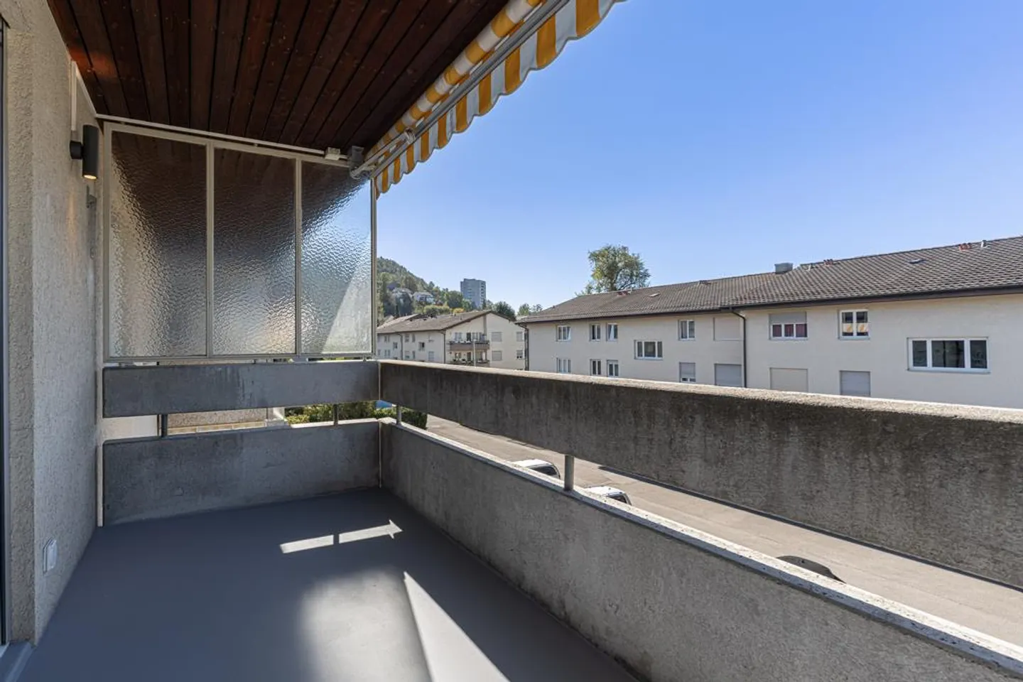 Appartamento maisonette ristrutturato di 3,5 locali di oltre 120 m2 con camino in affitto - Foto 11 di 12