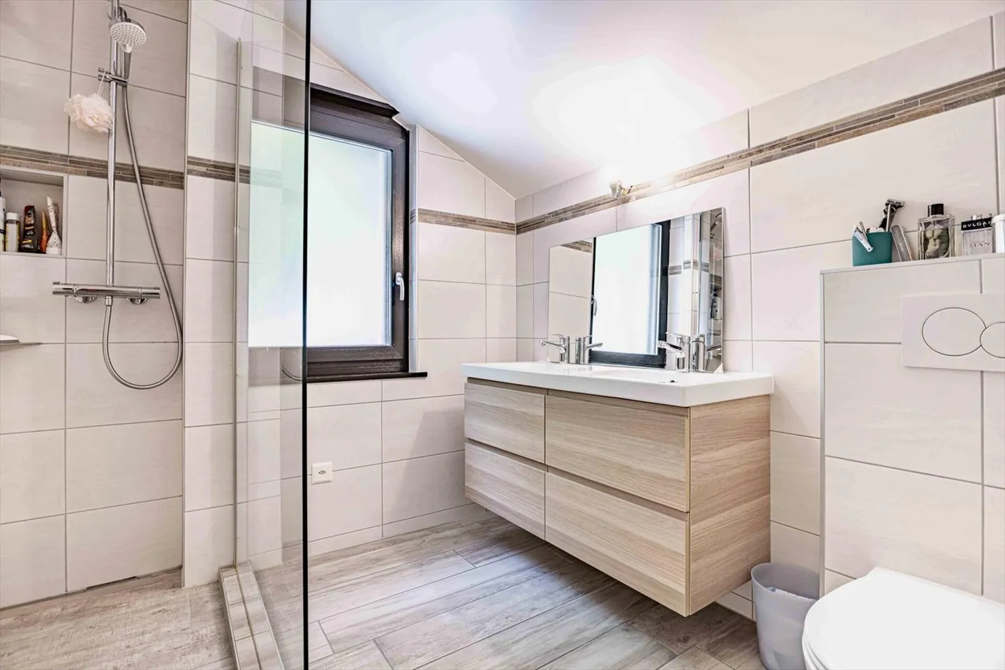 Magnifique villa individuelle de 4 pièces 1/2 avec studio indépendant sur très b - Photo 9 sur 13