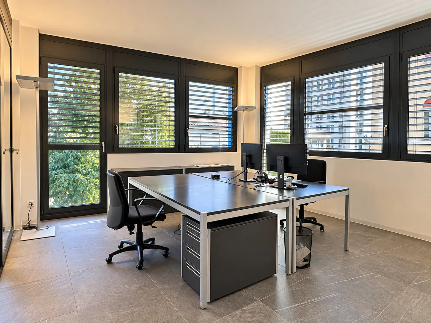 MODERN OFFICE, IDEAL ALSO AS RESIDENTIAL - Photo 7 of 12