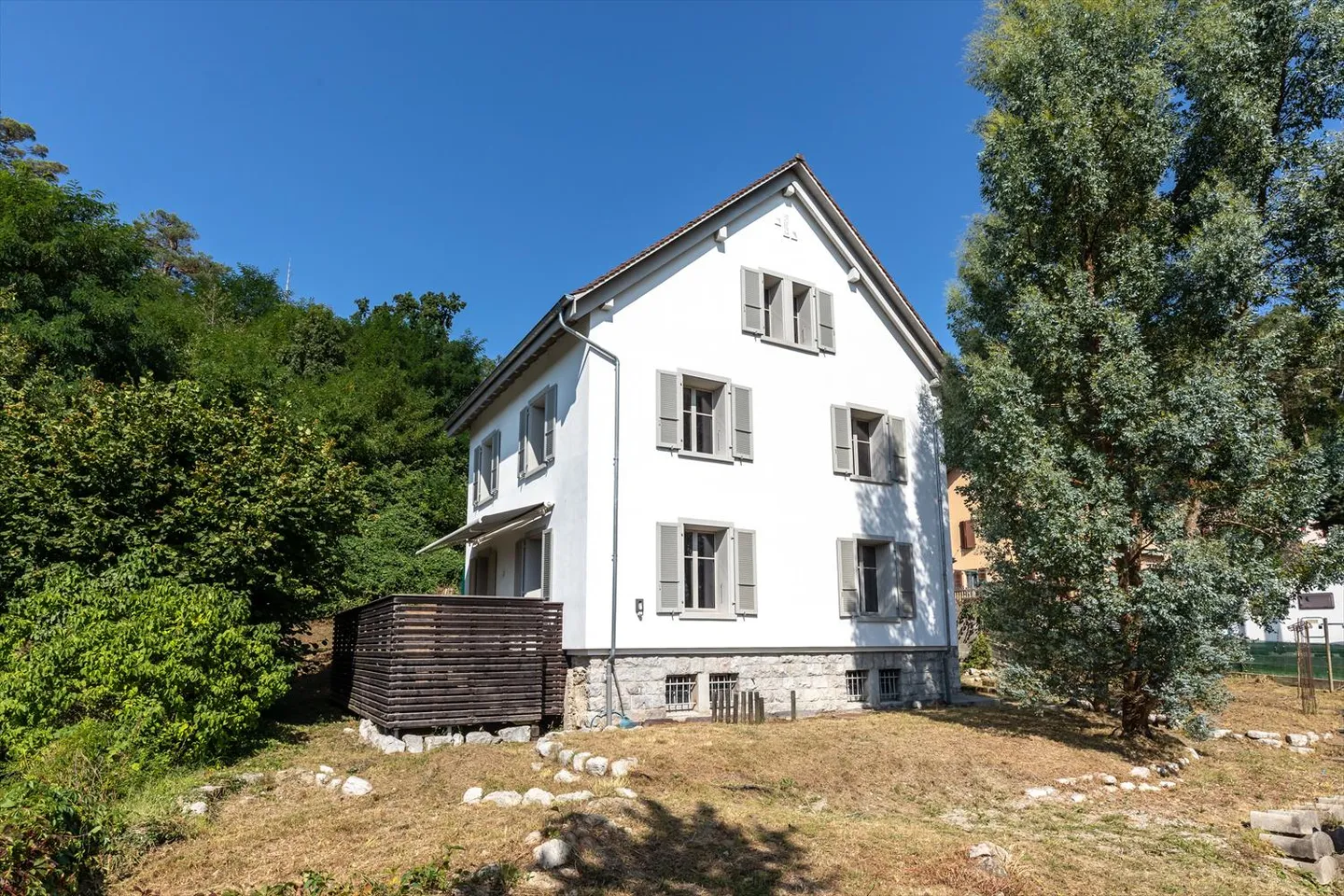 Charme & Authentizität – Superbe renoviertes Haus mit Garten - Foto 1 von 12