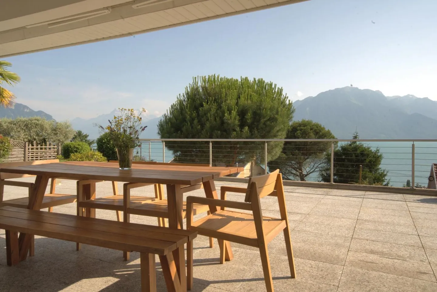 Villa contemporanea con vista lago - Foto 12 di 13