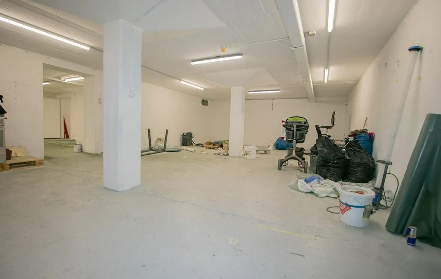 Storage space in underground garage - Prime location St. Gallen East - Photo 3 of 5