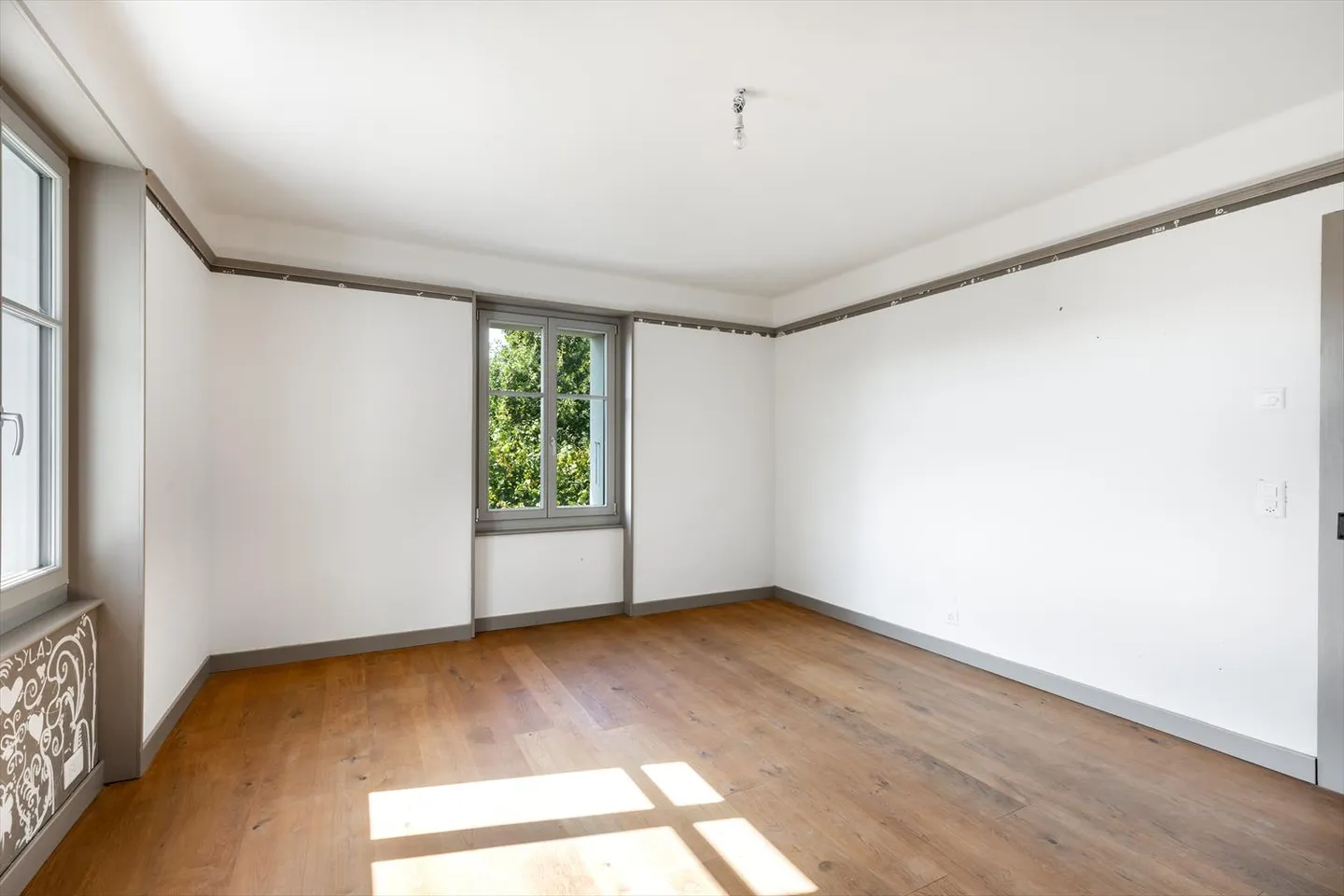 Charme & Authentizität – Superbe renoviertes Haus mit Garten - Foto 8 von 12