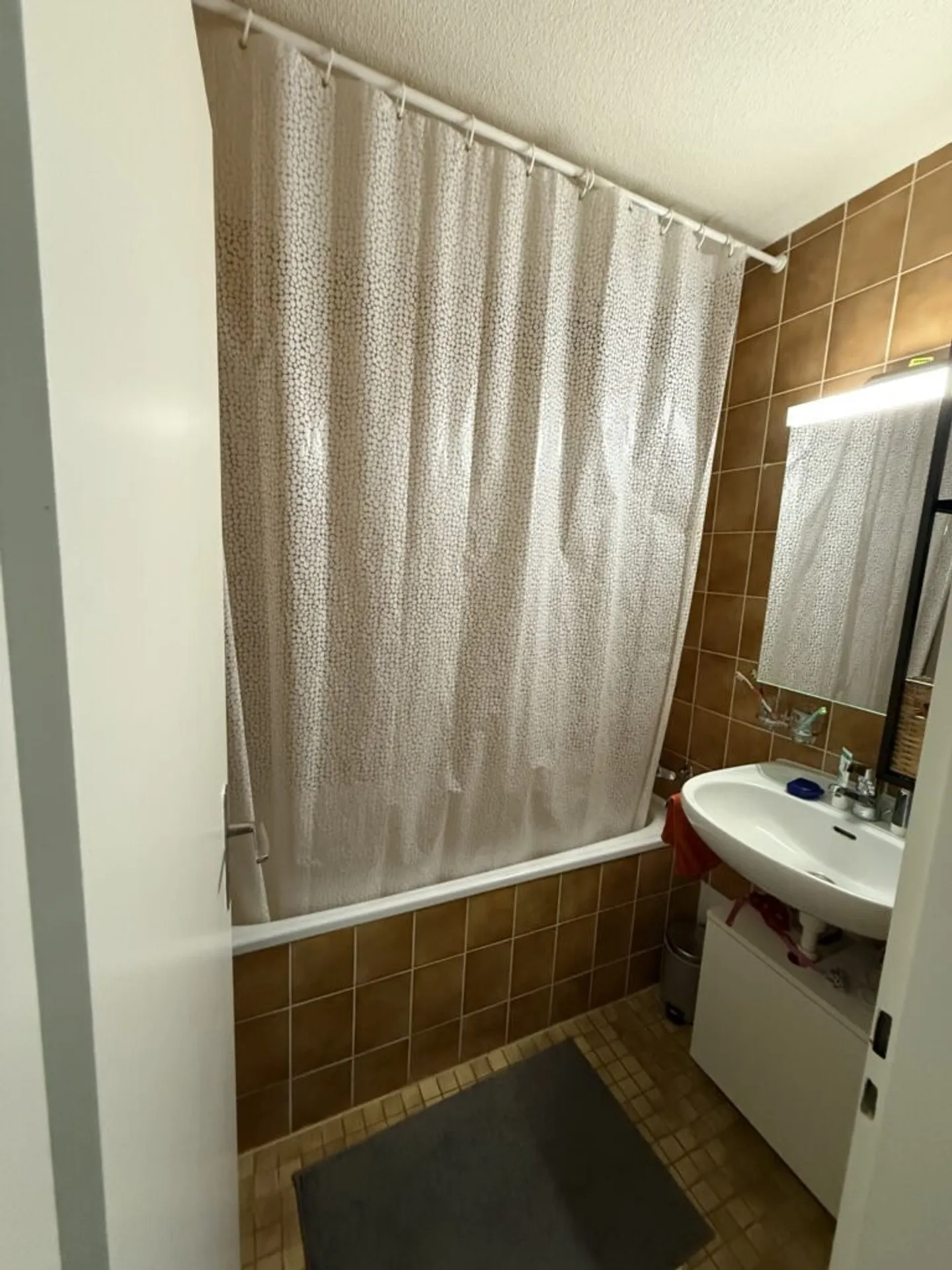 Appartamento di 3.5 locali al 1° piano con balcone a Morges - Foto 6 di 7