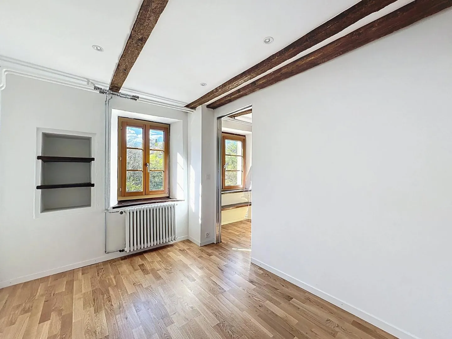 Charmant Appartement Rénové - Photo 5 sur 12