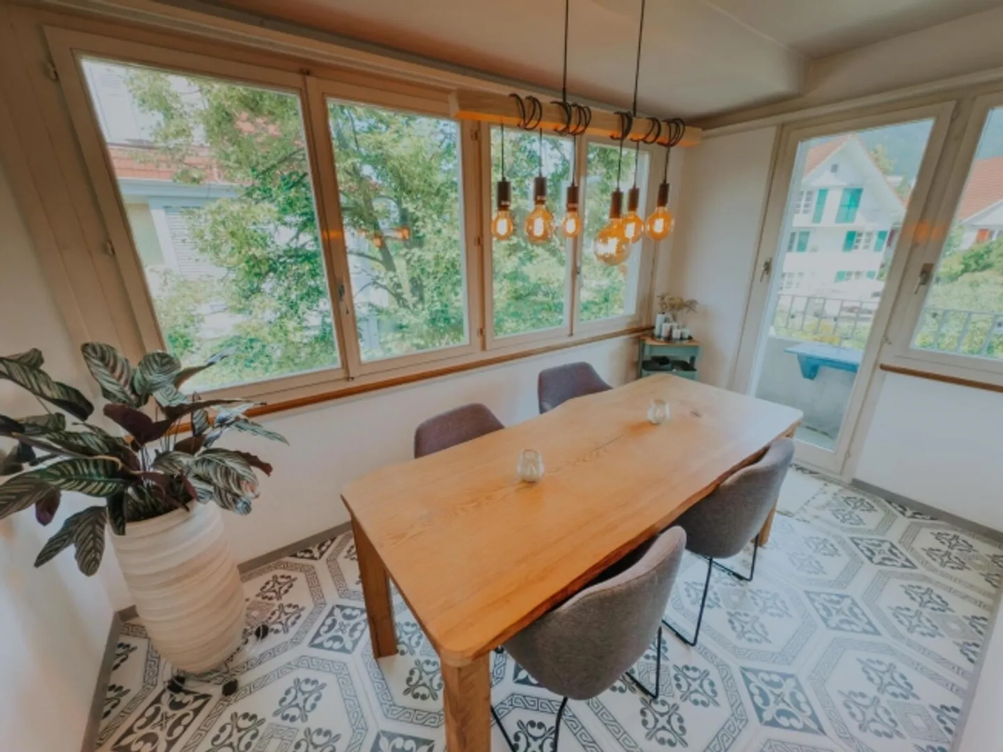 3-room apartment in Thun (BE), furnished, temporary - Photo 3 of 9