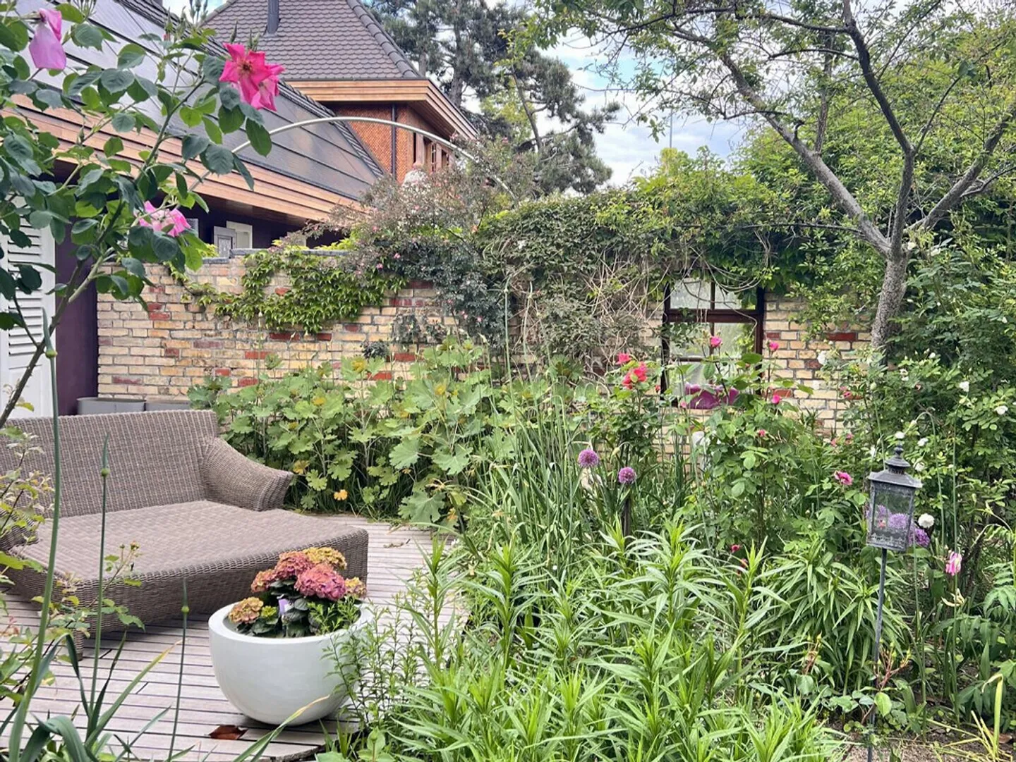 Stilvolles Zuhause mit Garten - Foto 14 von 18