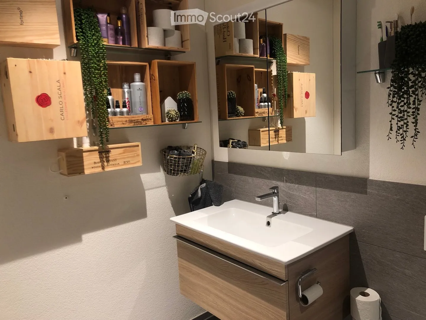 Appartement de 3 pièces avec véranda et jardin - Photo 5 sur 5