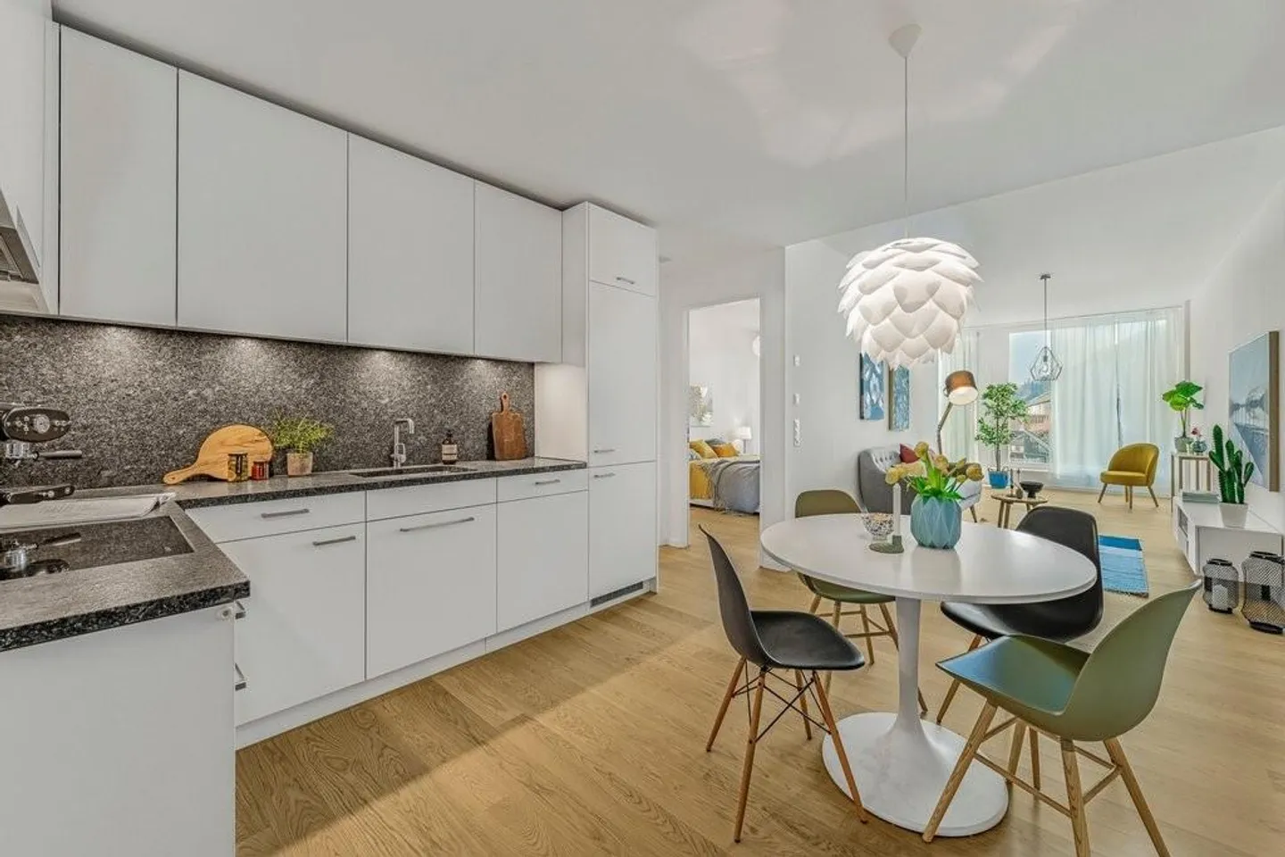 Large Rooftop Terrace in the Center of Baden - Photo 3 of 8