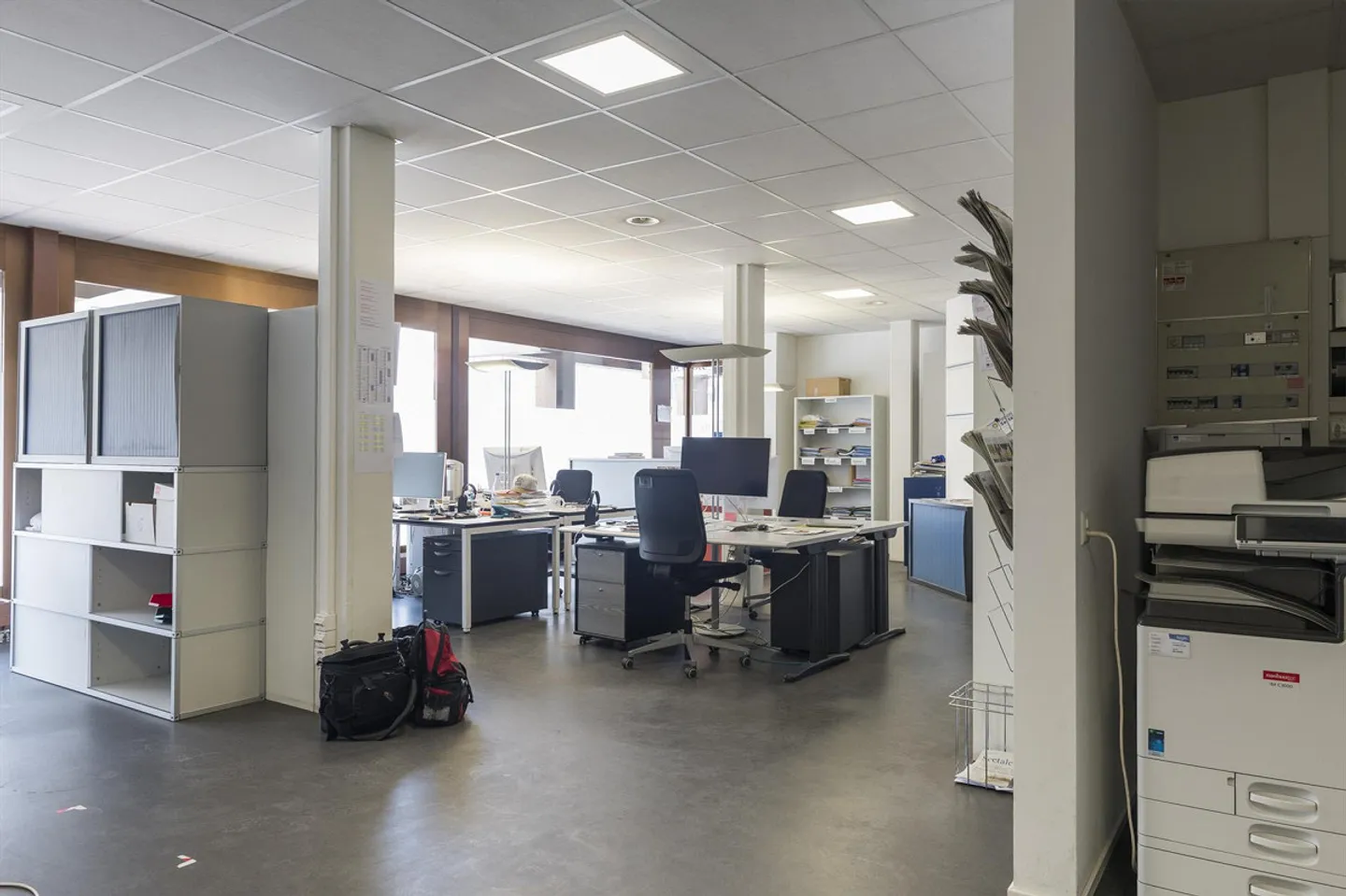 Espace commercial / Magasin sur une rue principale animée - Photo 2 sur 5