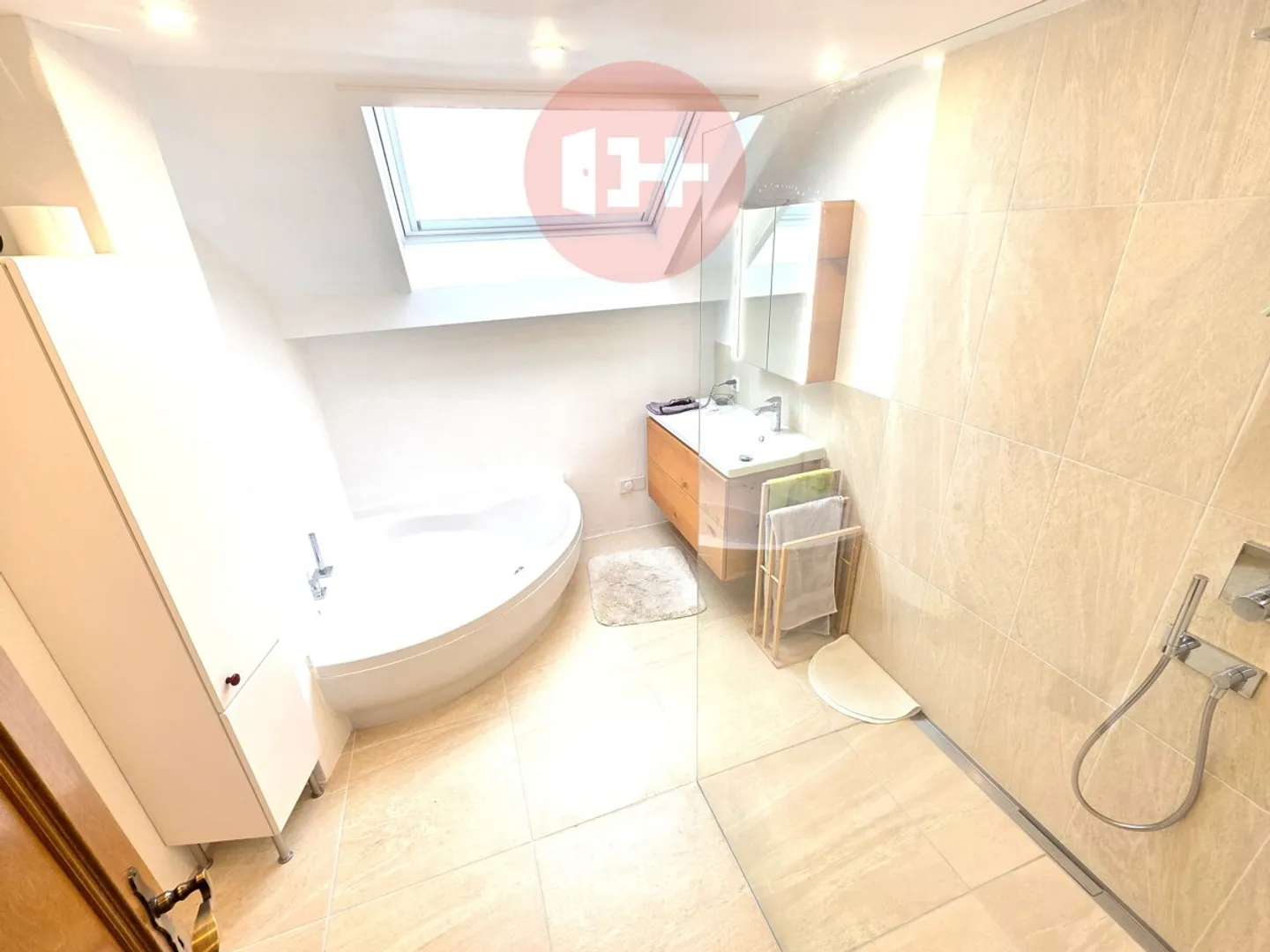 Maison individuelle spacieuse à Orpund - Photo 6 sur 8
