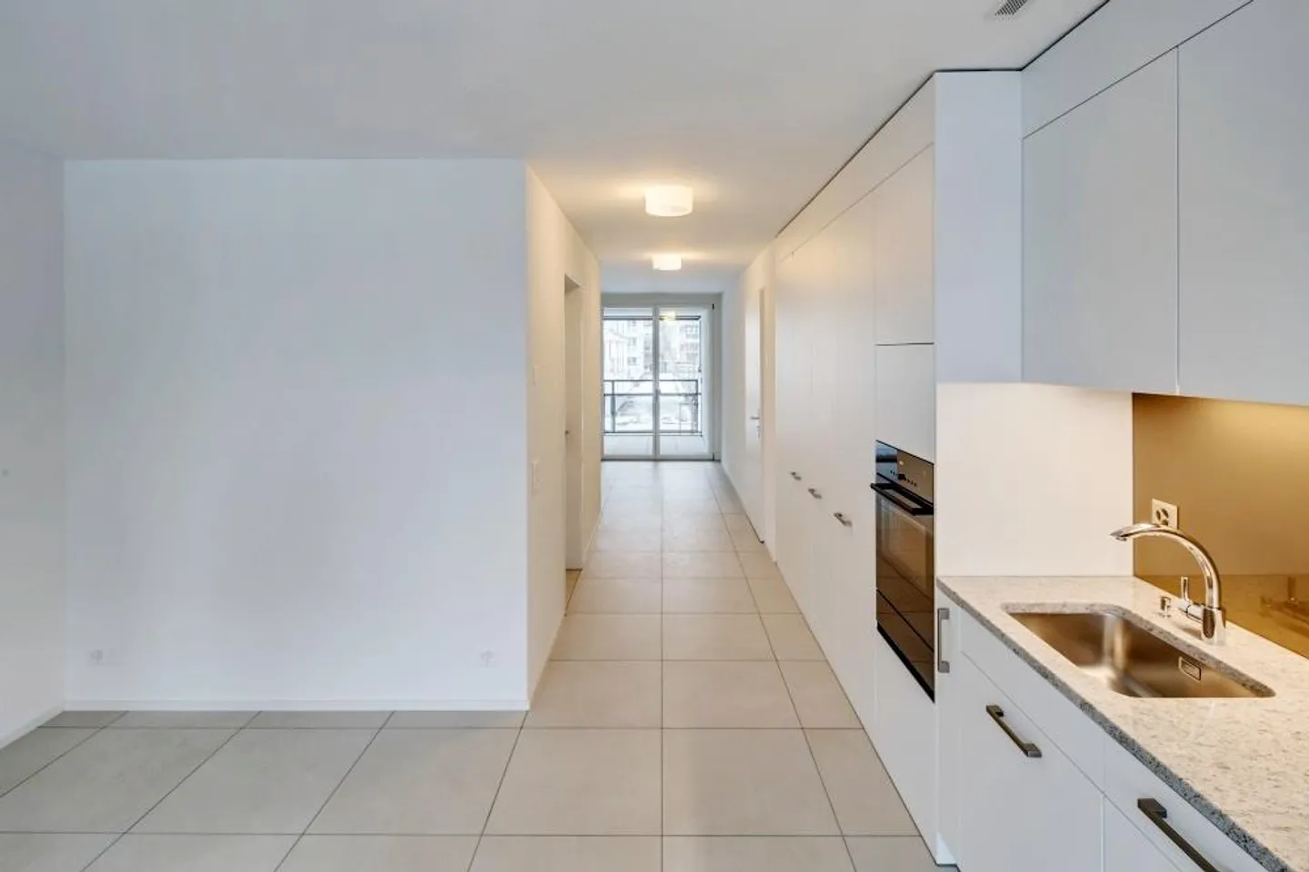 Appartamento attraente e luminoso di 1,5 stanze nel Glattpark - Piccolo ma bello! - Foto 2 di 9