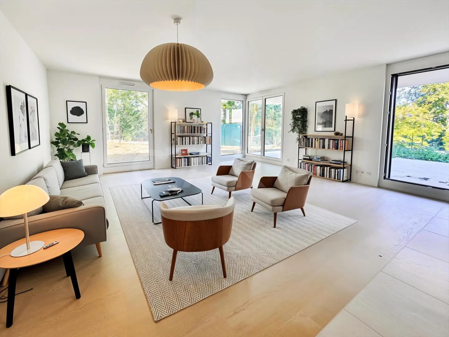 Neue Wohnung mit Seeblick, Terrasse und Garten ? 4 Schlafzimmer - Photo 1 sur 6