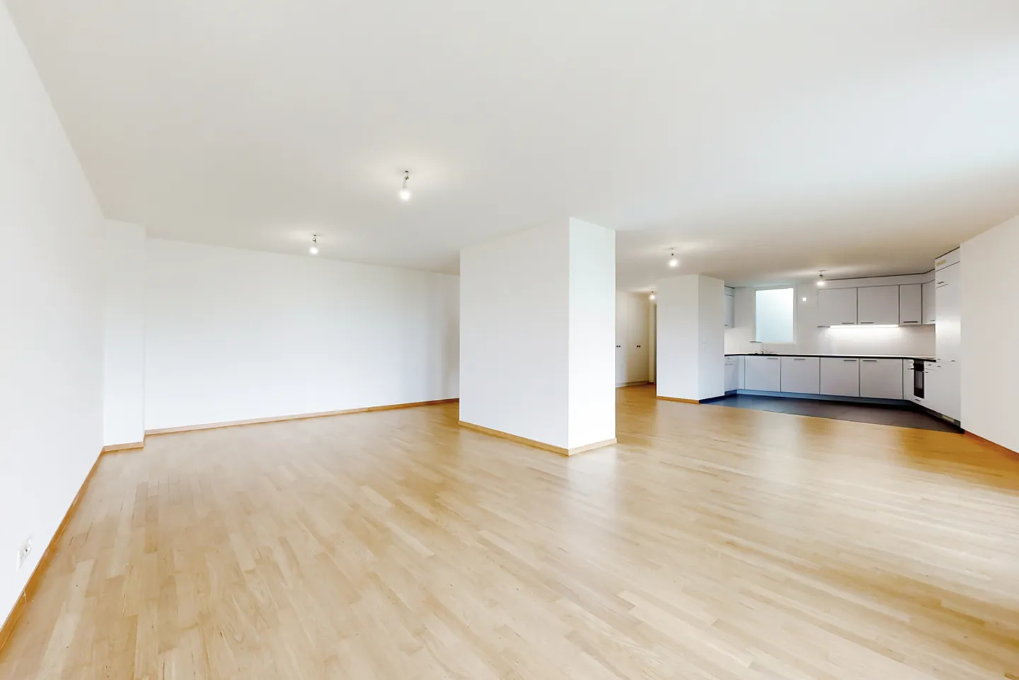 Appartement Moderne dans un Cadre Verdoyant - Photo 3 sur 8