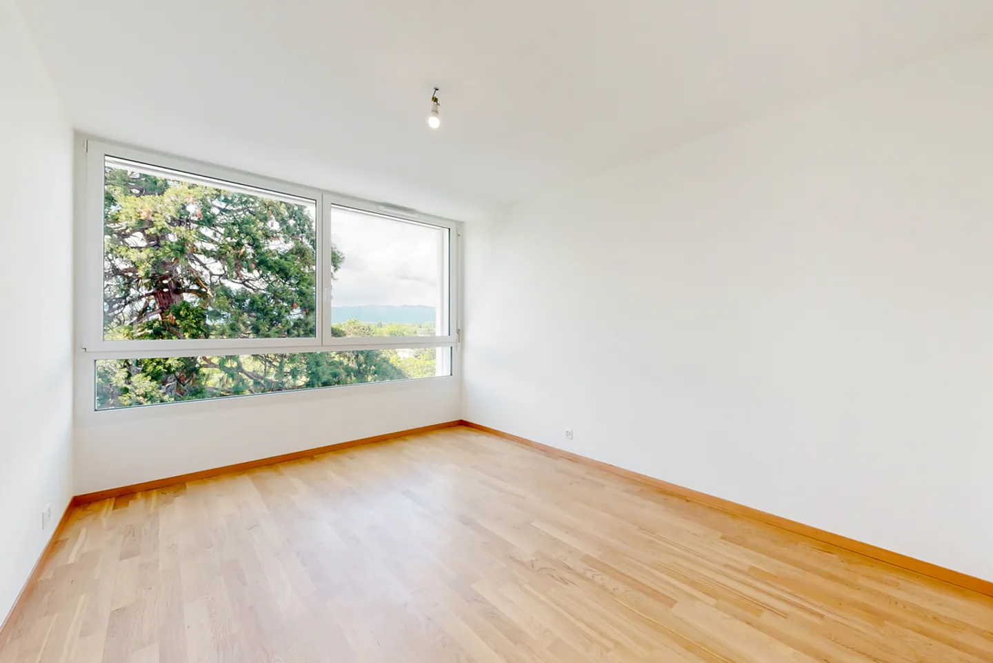 Appartement Moderne dans un Cadre Verdoyant - Photo 6 sur 8