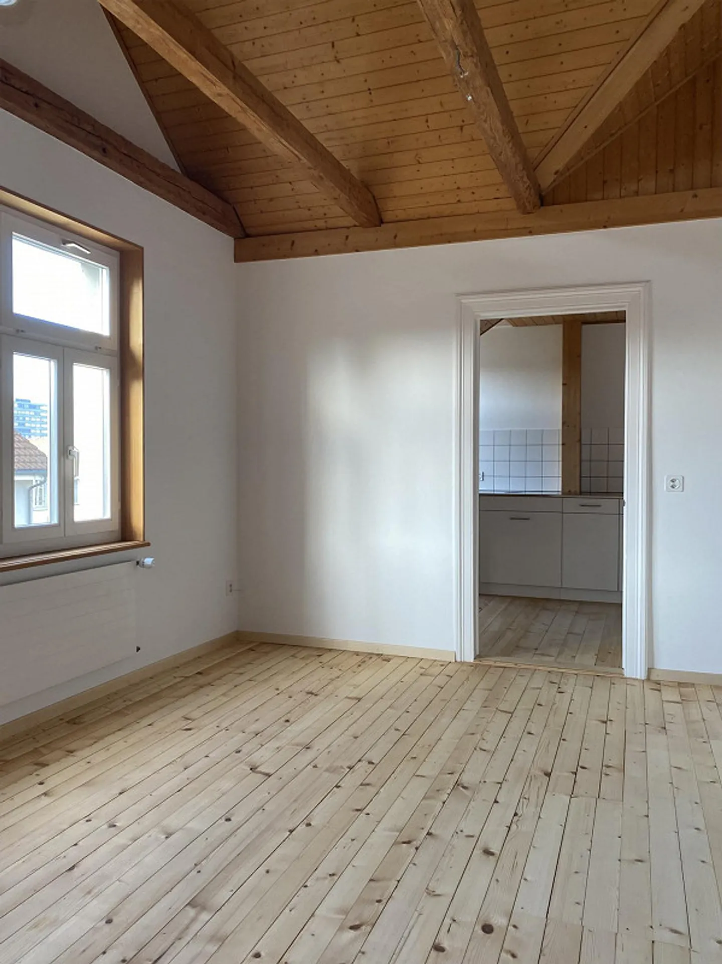 appartement sous les combles récemment rénové dans le vert - Photo 6 sur 11