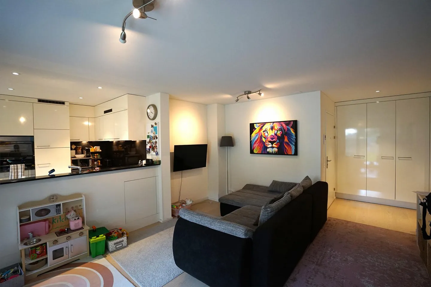 Moderno appartamento con giardino di 3,5 stanze - Foto 2 di 12