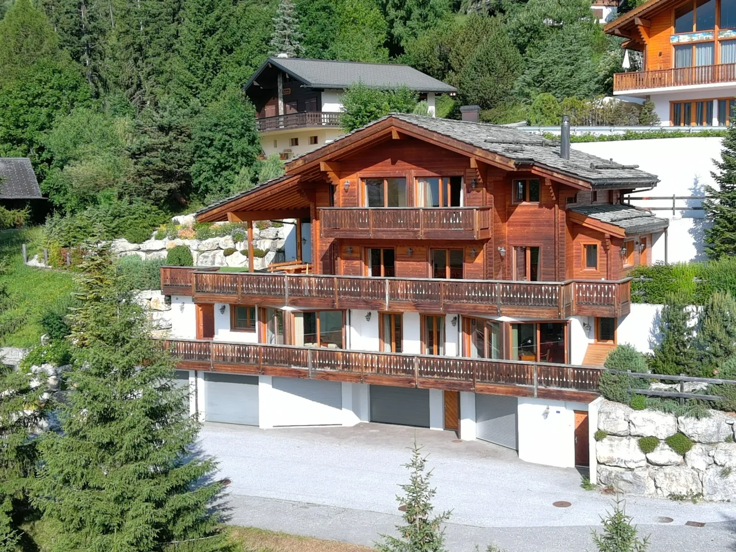GROßARTIGES CHALET MIT 10 ZIMMERN IN ANZERE - GROßARTIGE AUSBLICK - Foto 7 von 26