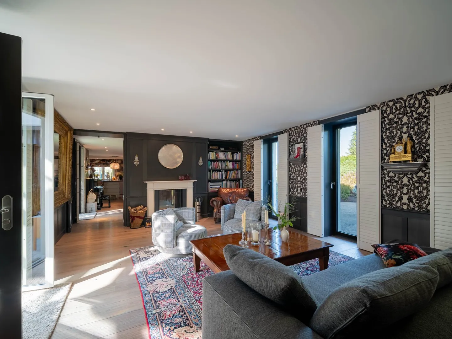 Space and Privacy Wonder with Special Style - Photo 7 of 13