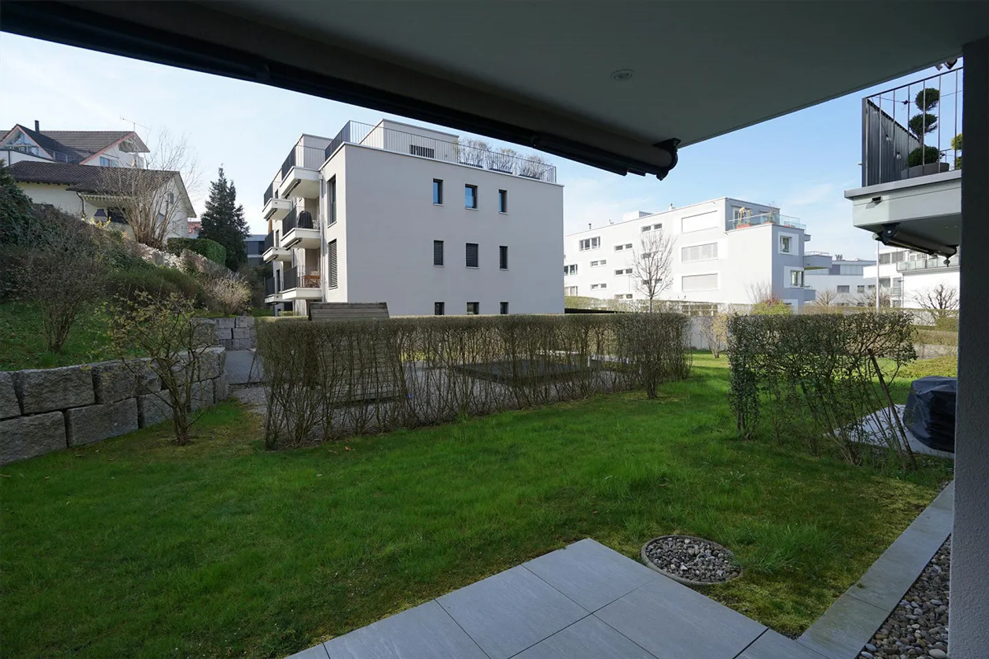 Moderno appartamento con giardino di 3,5 stanze - Foto 5 di 12