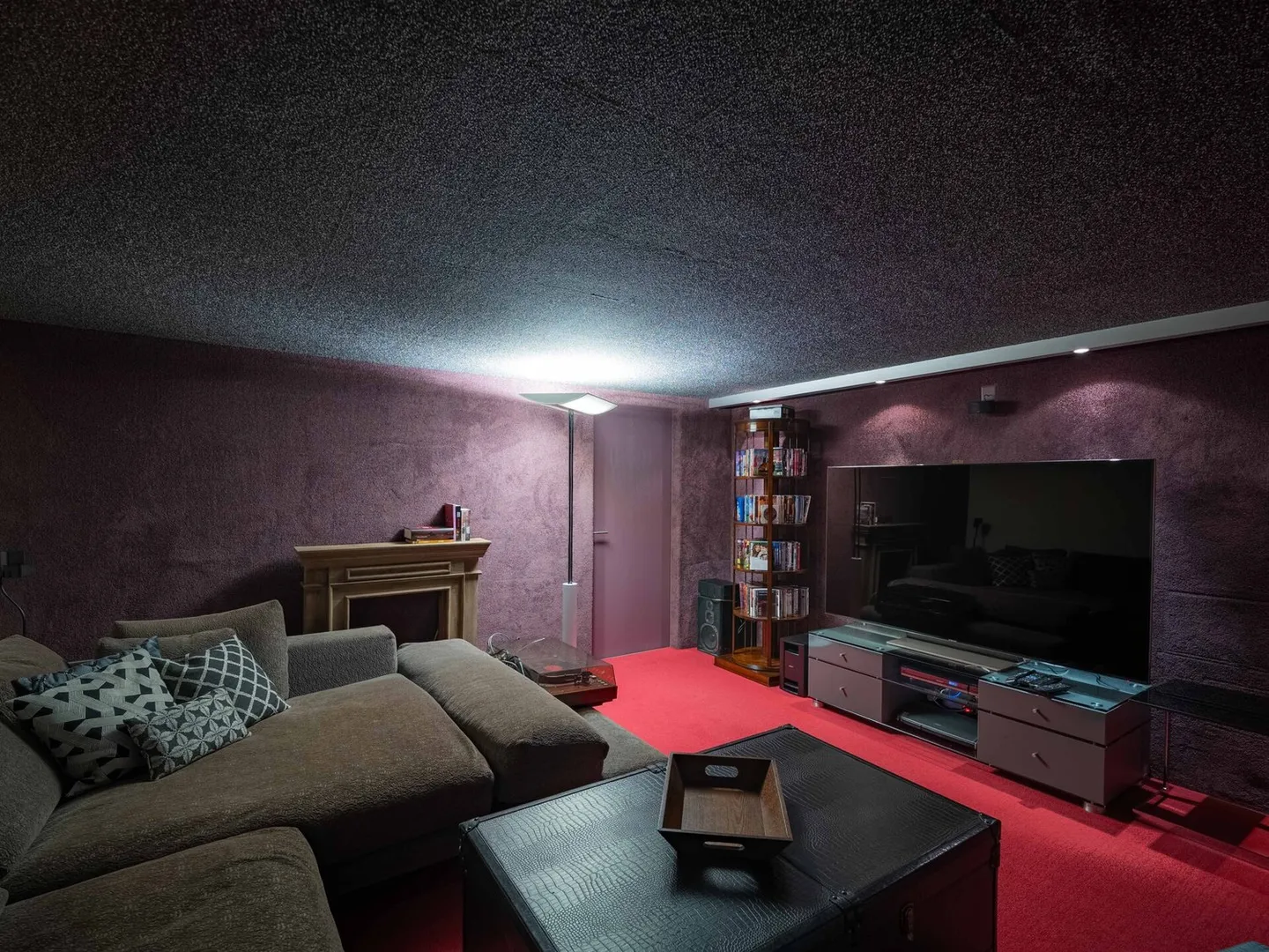 Space and Privacy Wonder with Special Style - Photo 11 of 13