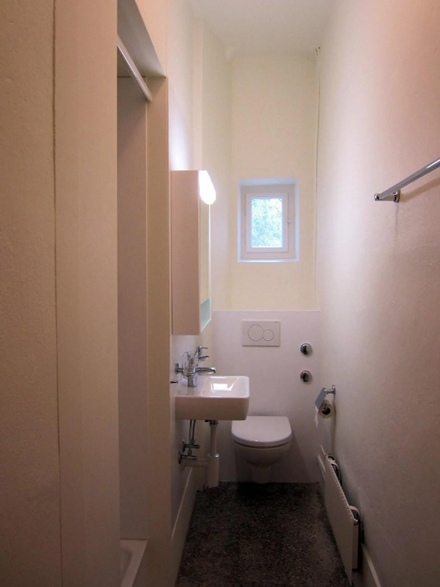 Appartement de 3 pièces avec balcon et jardin commun - Photo 6 sur 7