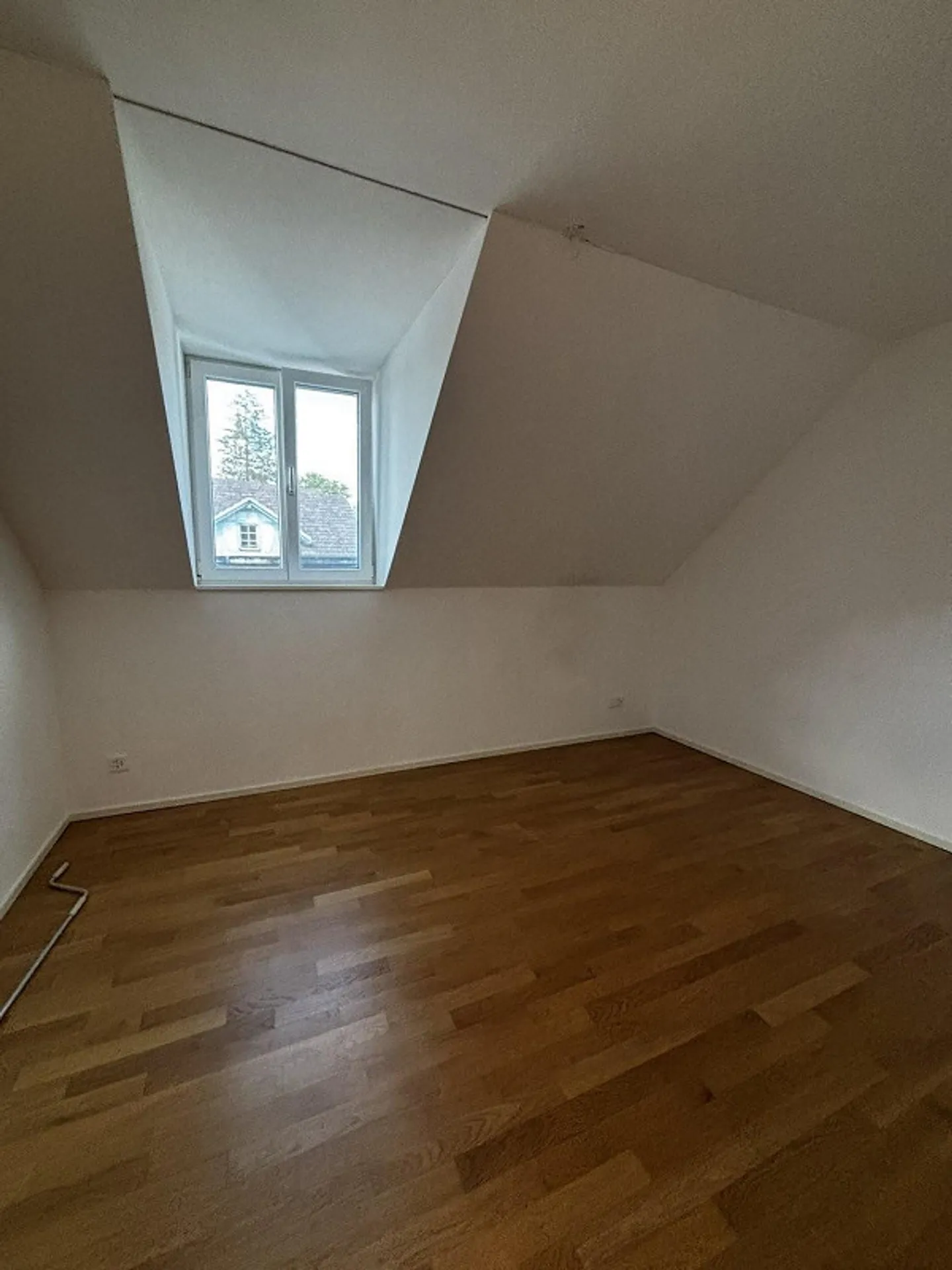Moderne 4.5-Zimmerwohnung im Dorfkern in Arisdorf zu vermieten - Foto 6 von 13