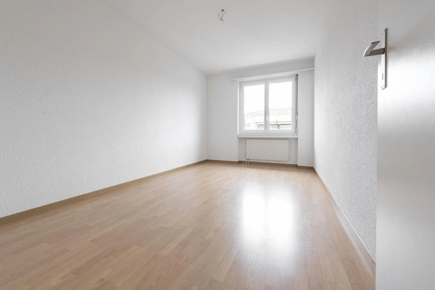 Familienfreundliche 4½-Zimmerwohnung mit Balkon - Foto 3 von 8
