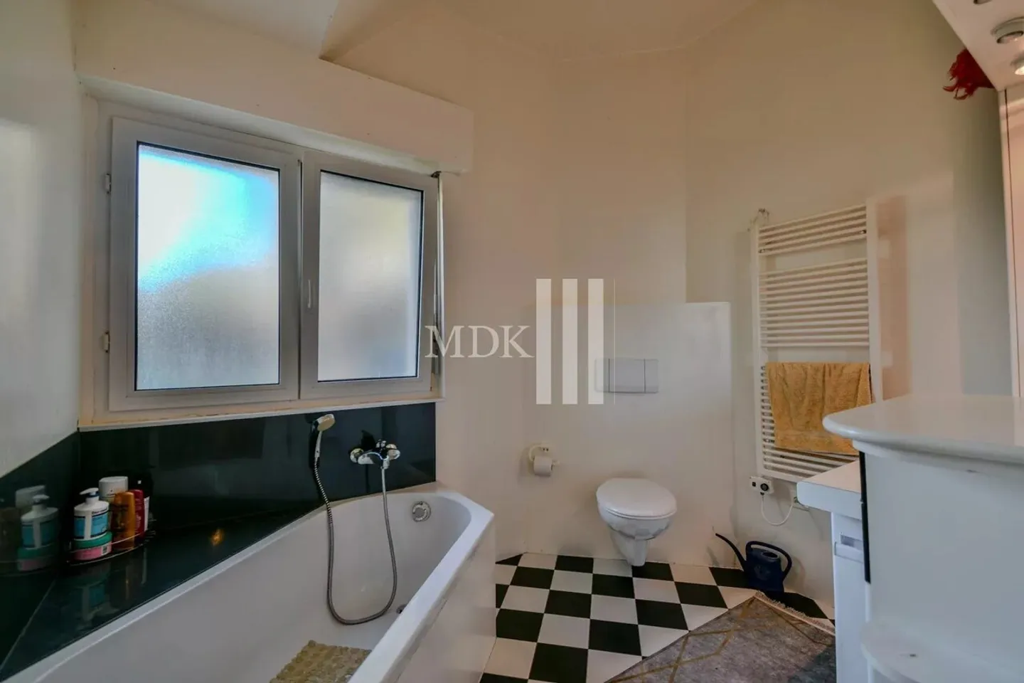 Beautiful chalet in a quiet area - Photo 11 of 13