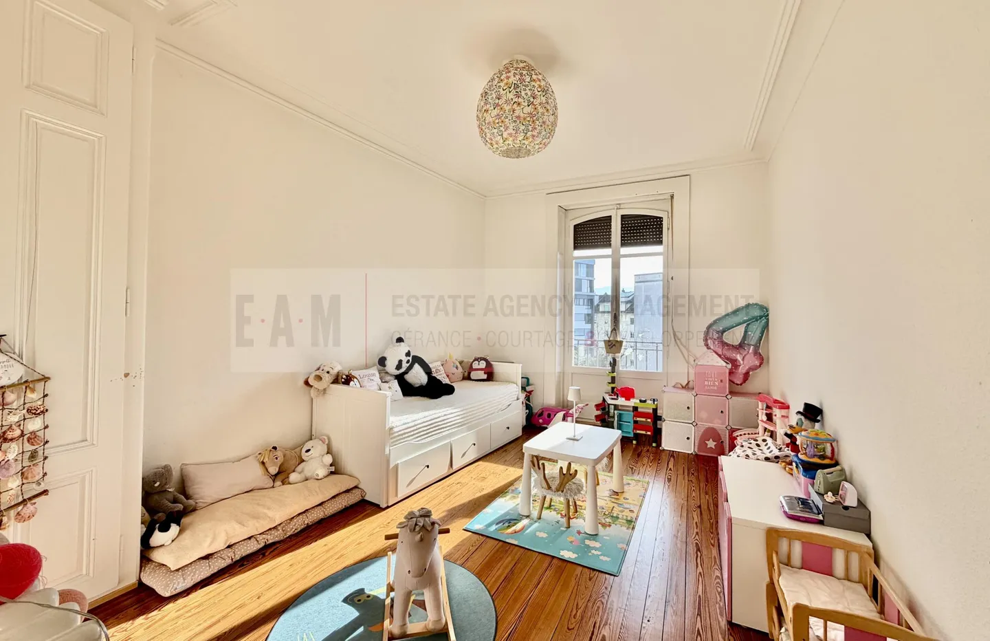 Charmante 6P Wohnung in Genf - Foto 8 von 9