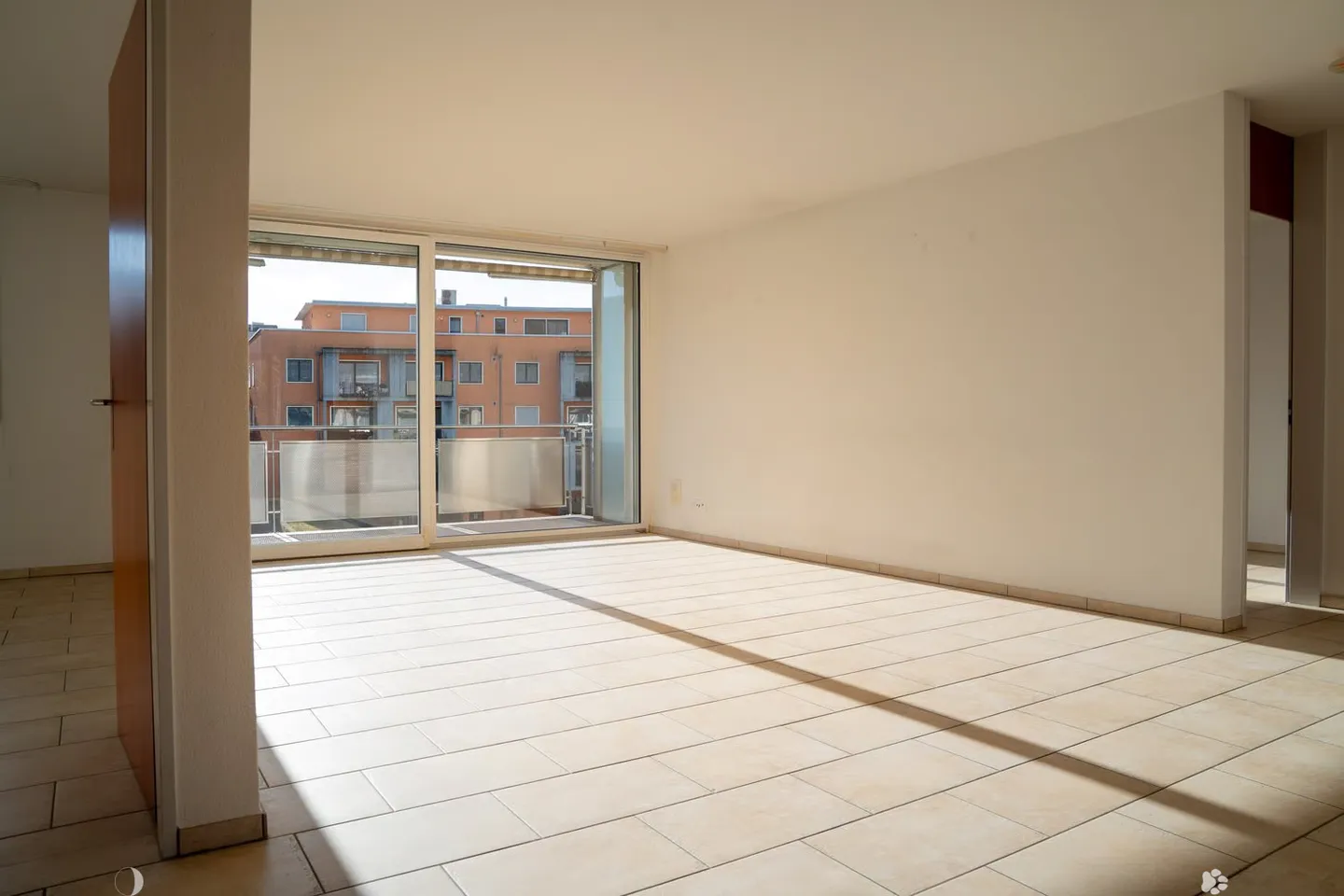 Modern 4.5-room apartment with Jura view in Biel - Photo 4 of 19