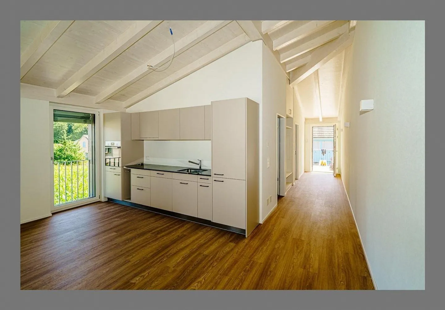 Modern 2.5-room apartment for rent in Hölstein - Photo 3 of 7