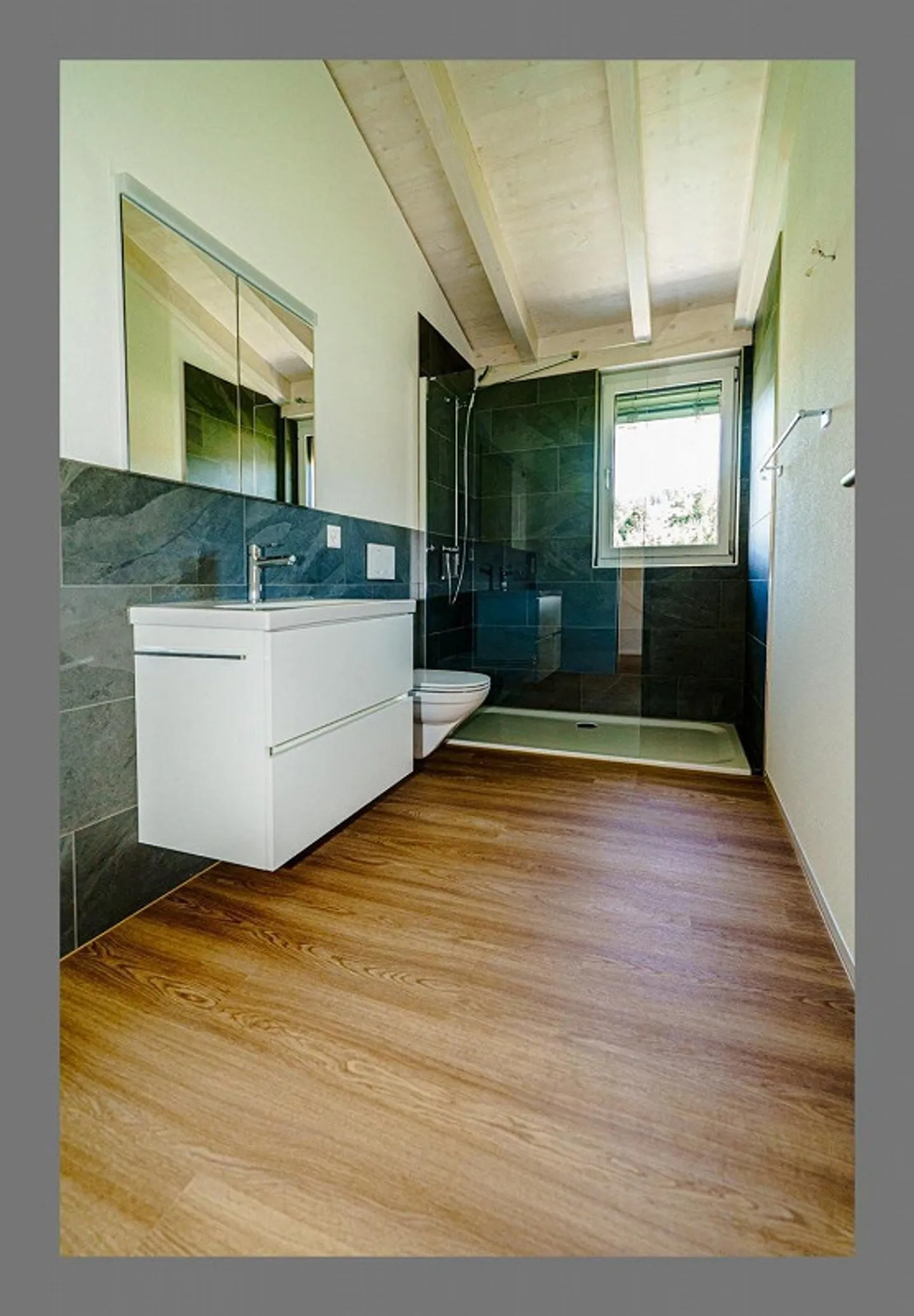 Modern 2.5-room apartment for rent in Hölstein - Photo 6 of 7