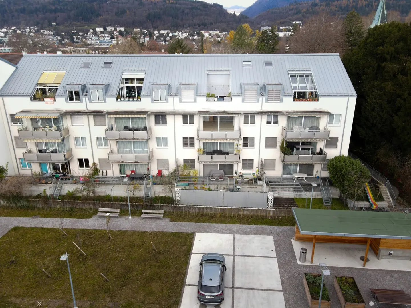 Modern 4.5-room apartment with Jura view in Biel - Photo 1 of 19