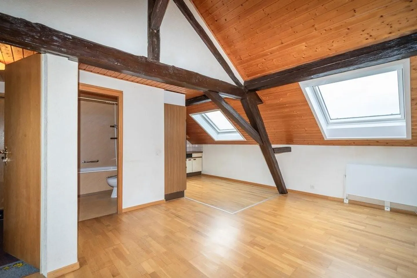 Charmante, preiswerte Dachwohnung - Foto 5 von 8