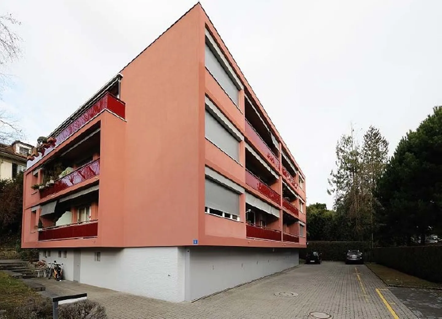 Appartamento 2.5 stanze - Foto 1 di 8