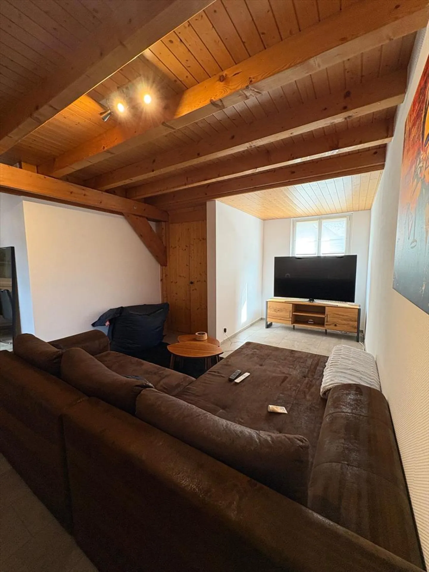 Charmantes 2.5-Zimmer-Wohnung in Thierrens mit authentischem Charme - Foto 1 di 11