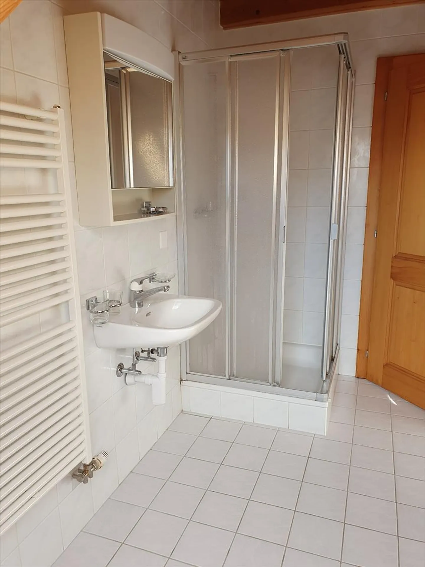 Charmantes 2.5-Zimmer-Wohnung in Thierrens mit authentischem Charme - Foto 7 di 11